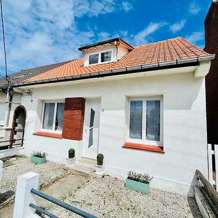 Jolie Maison A 2 Pas De La Foret Du Touquet Cucq Exteriör bild